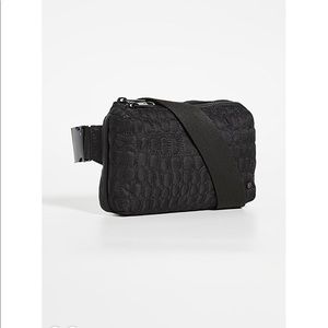 State Mini Lorimer Fanny Pack. Black. Quilted. Not too mini but not too big! 9x6